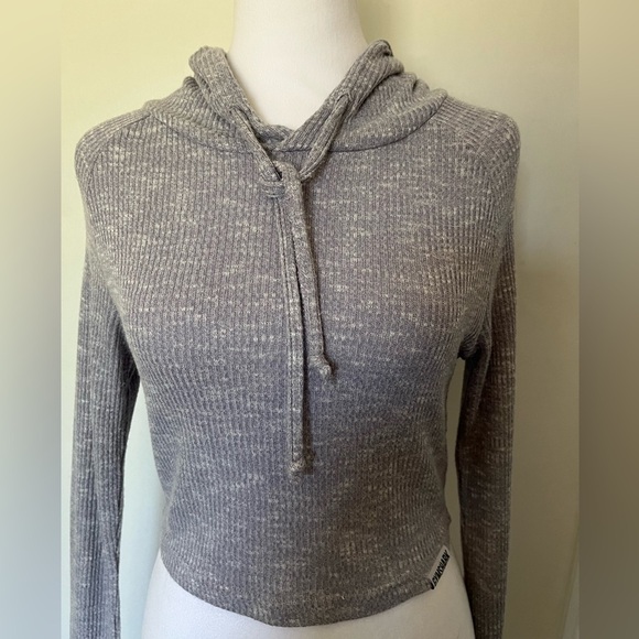 Gymshark Gray Slounge Hooded Crop Top Thumb Holes Medium - Picture 10 of 10